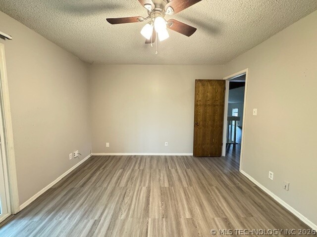 6003 S Marion East Avenue Property Photo 4