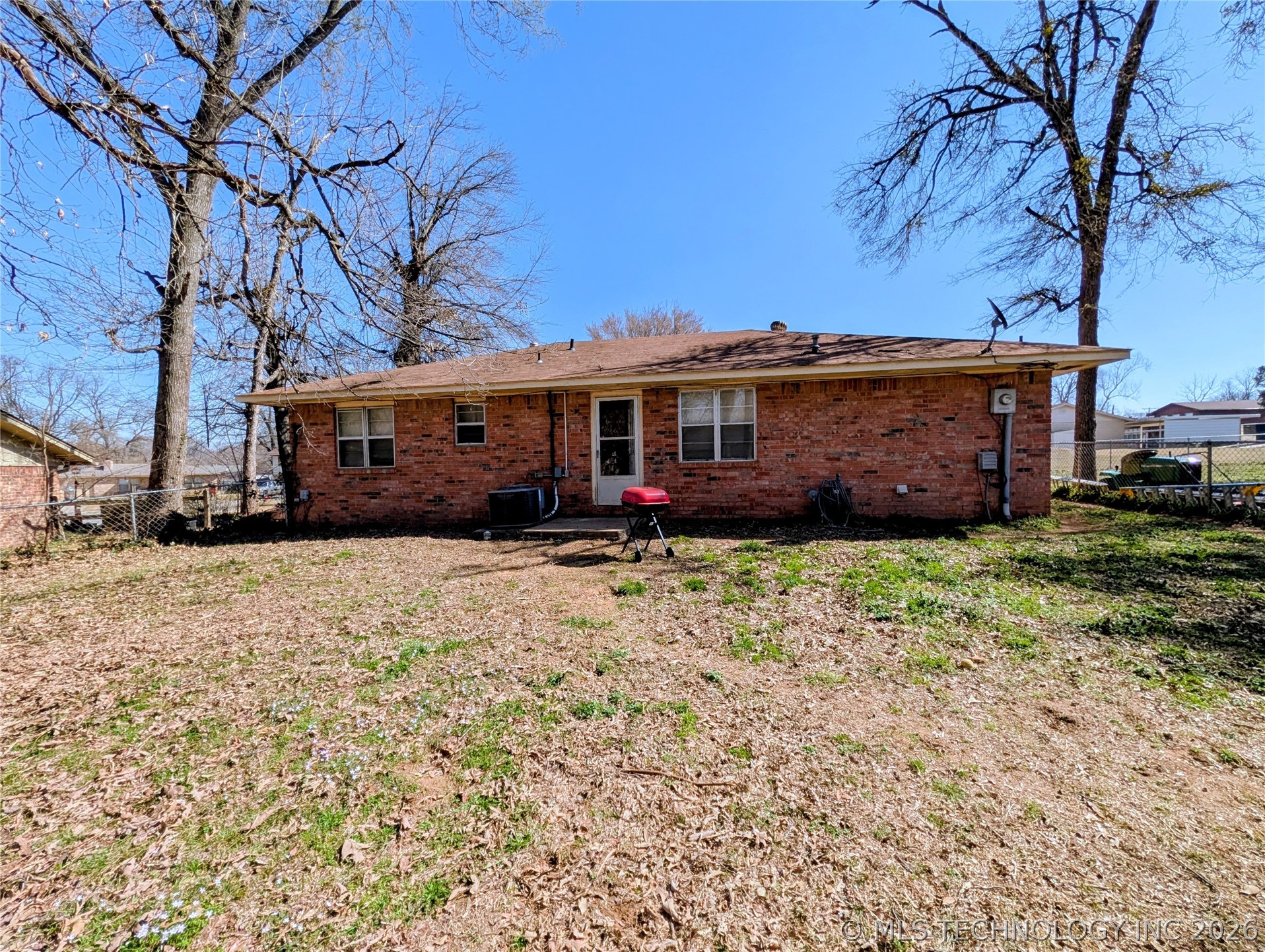 101 Beta Circle Property Photo 18