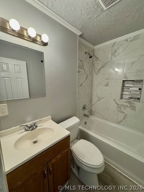 4717 S 33rd West Avenue Property Photo 3