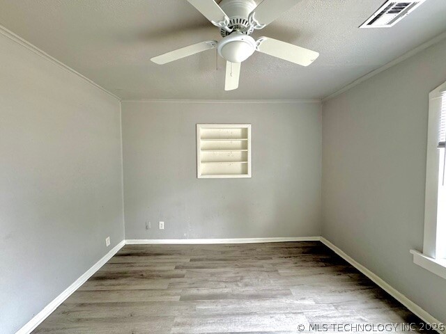 4717 S 33rd West Avenue Property Photo 5