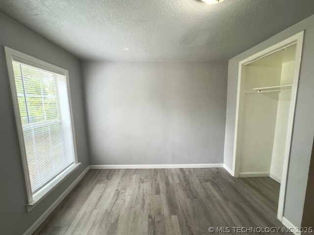 4717 S 33rd West Avenue Property Photo 9