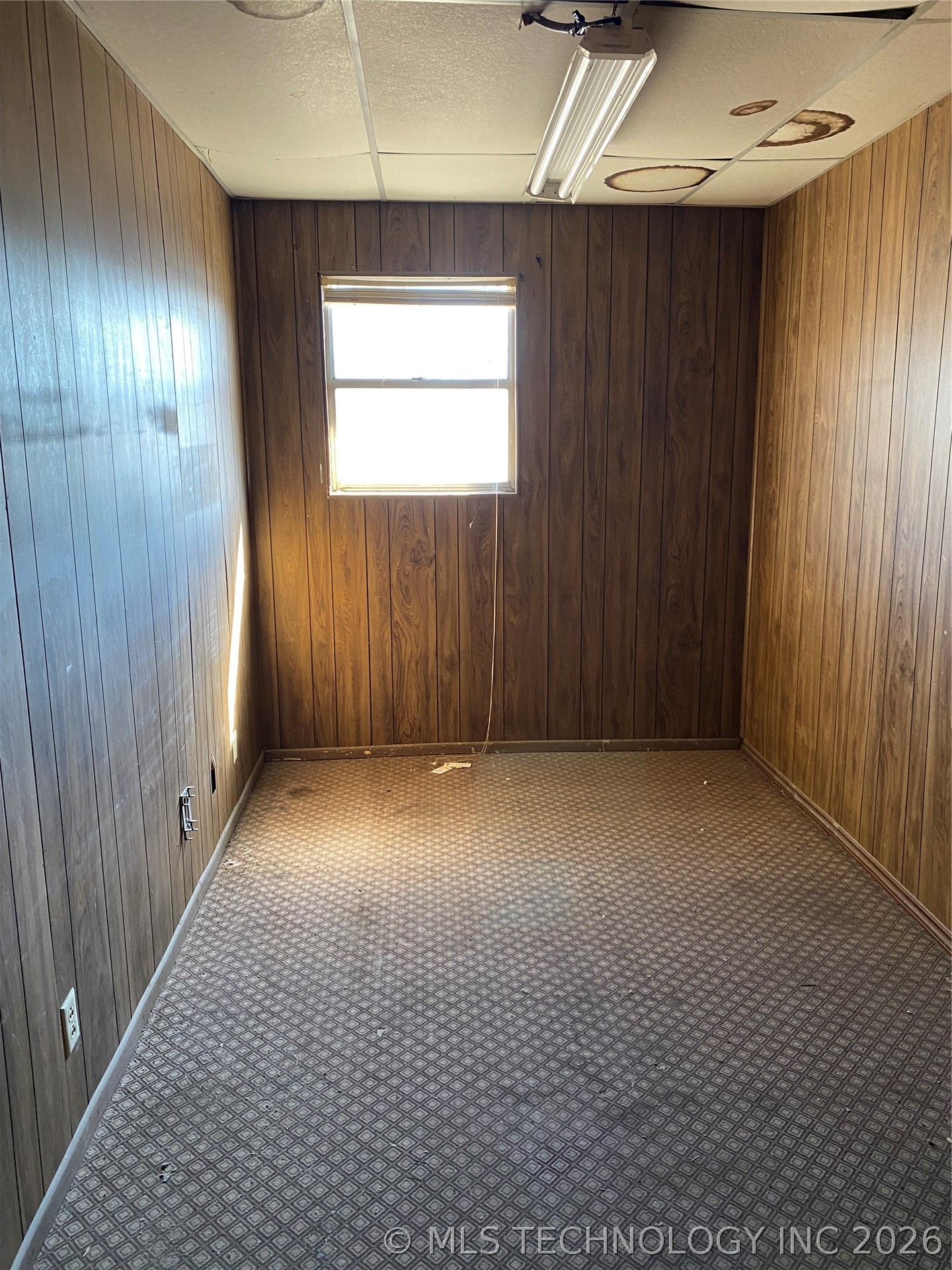 3320 Lee Street Property Photo 4