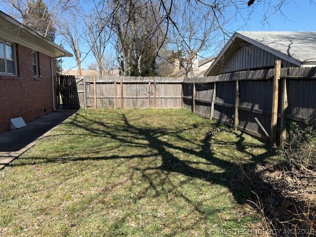 1342 E 55th Place Property Photo 14