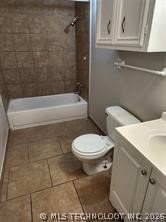 1342 E 55th Place Property Photo 19
