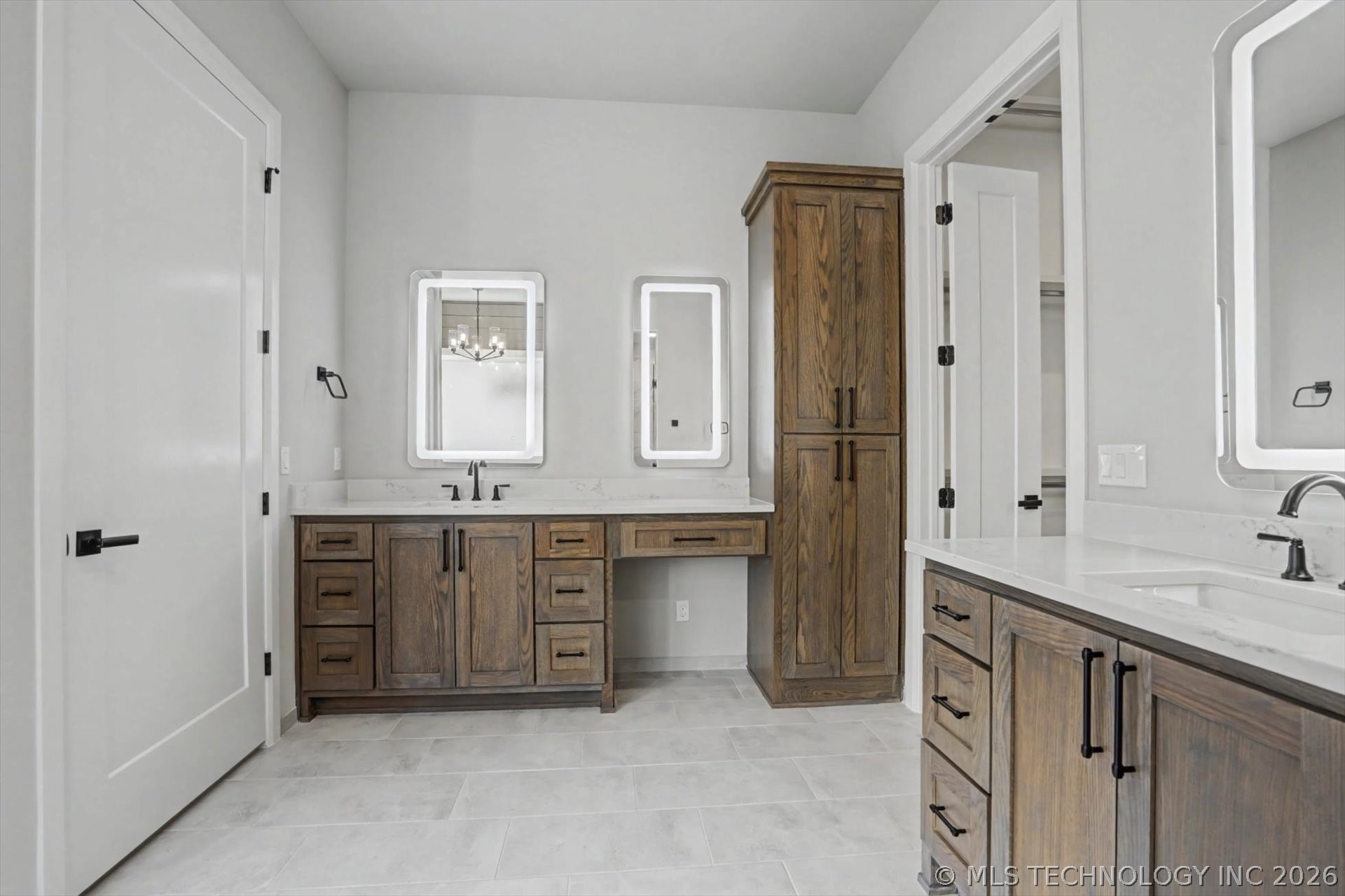 1234 N 71st Place Property Photo 28