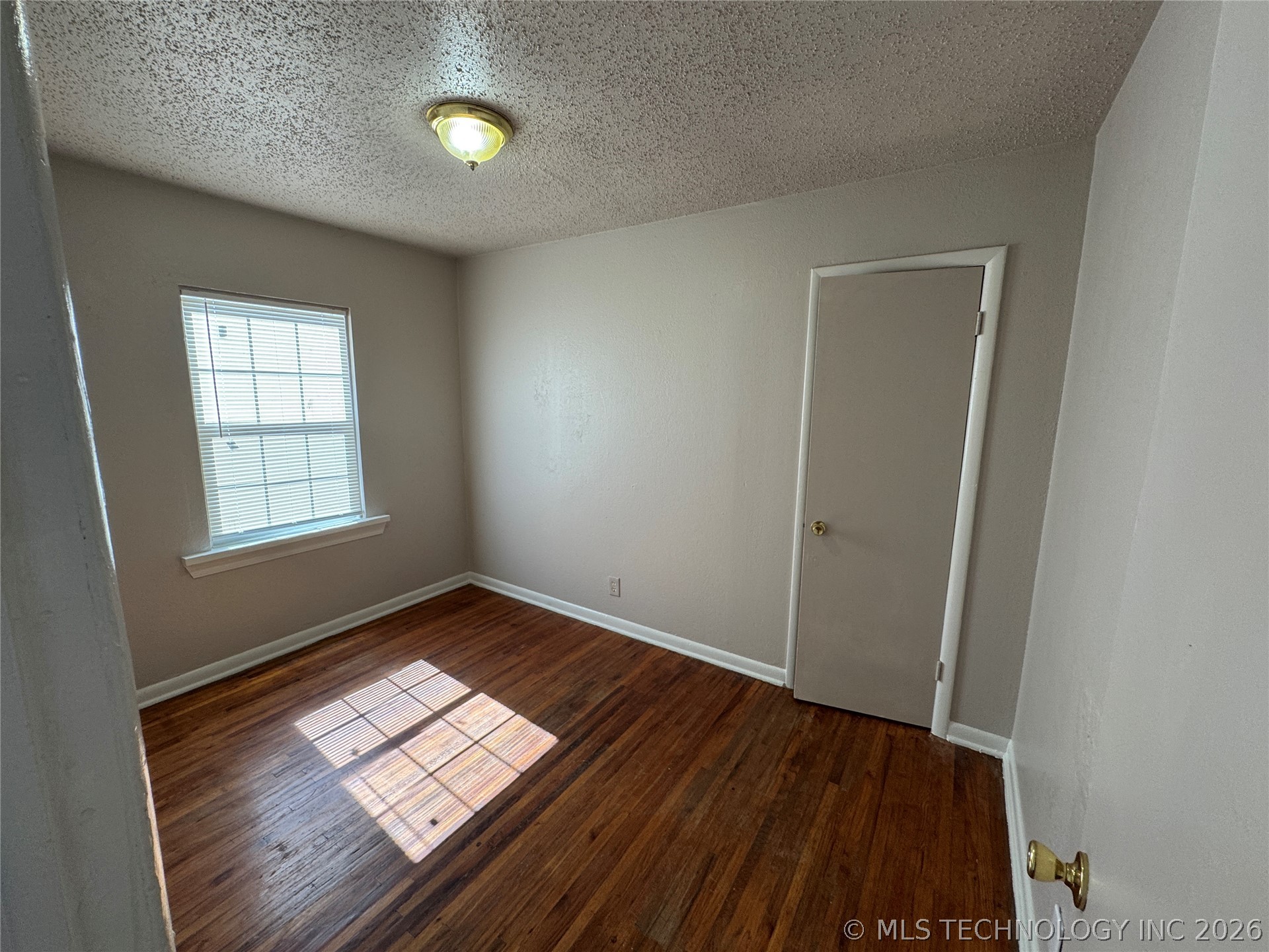 10 E 50th Place N Property Photo 14