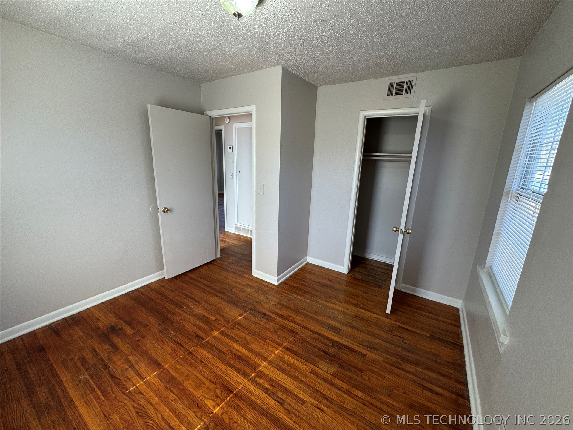 10 E 50th Place N Property Photo 18