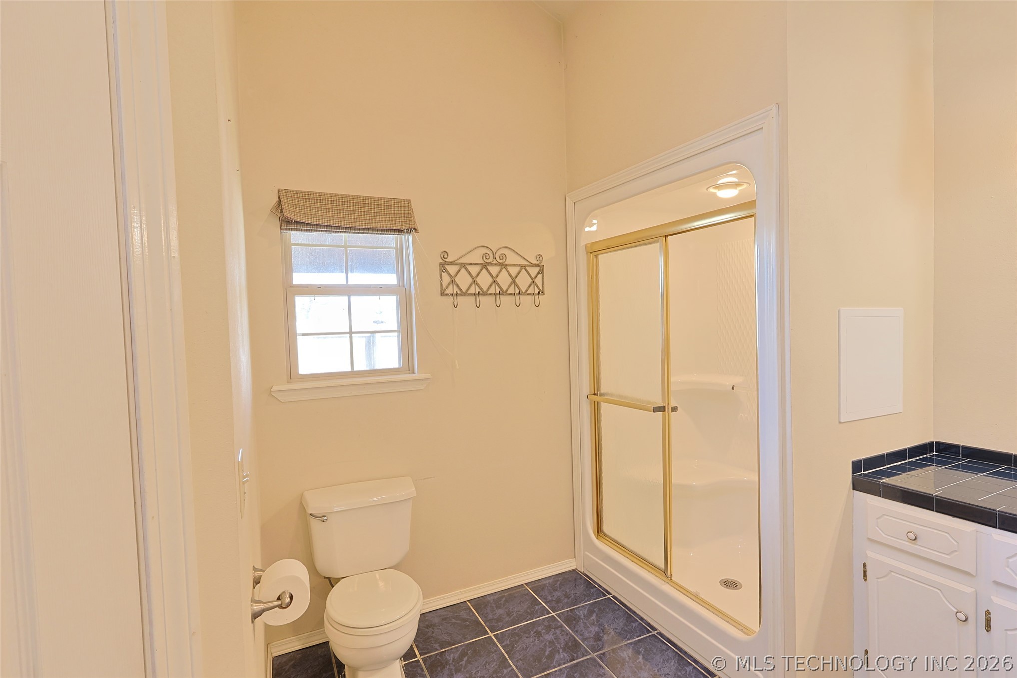 1002 W Knisley Avenue Property Photo 23
