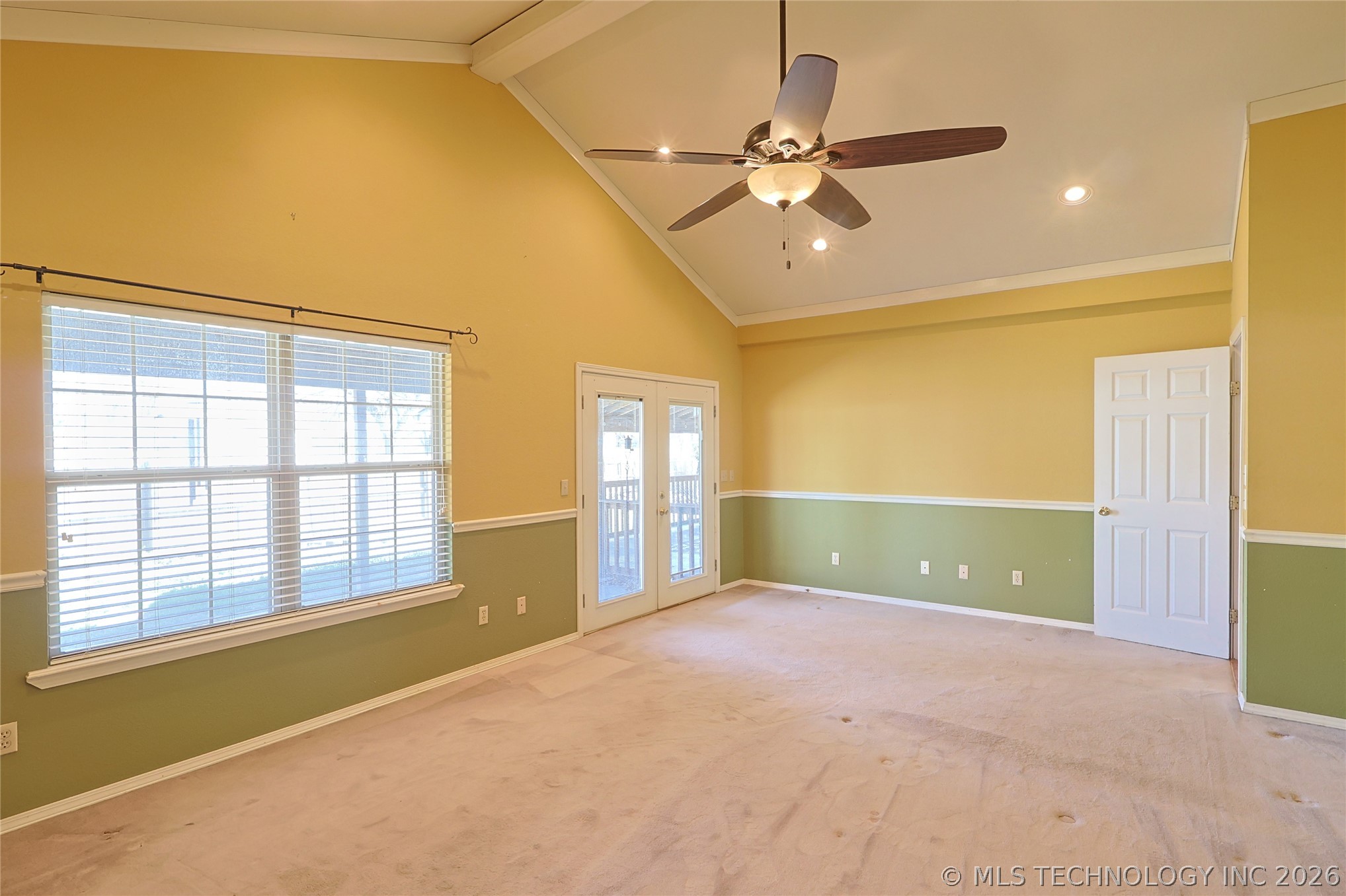 1002 W Knisley Avenue Property Photo 26