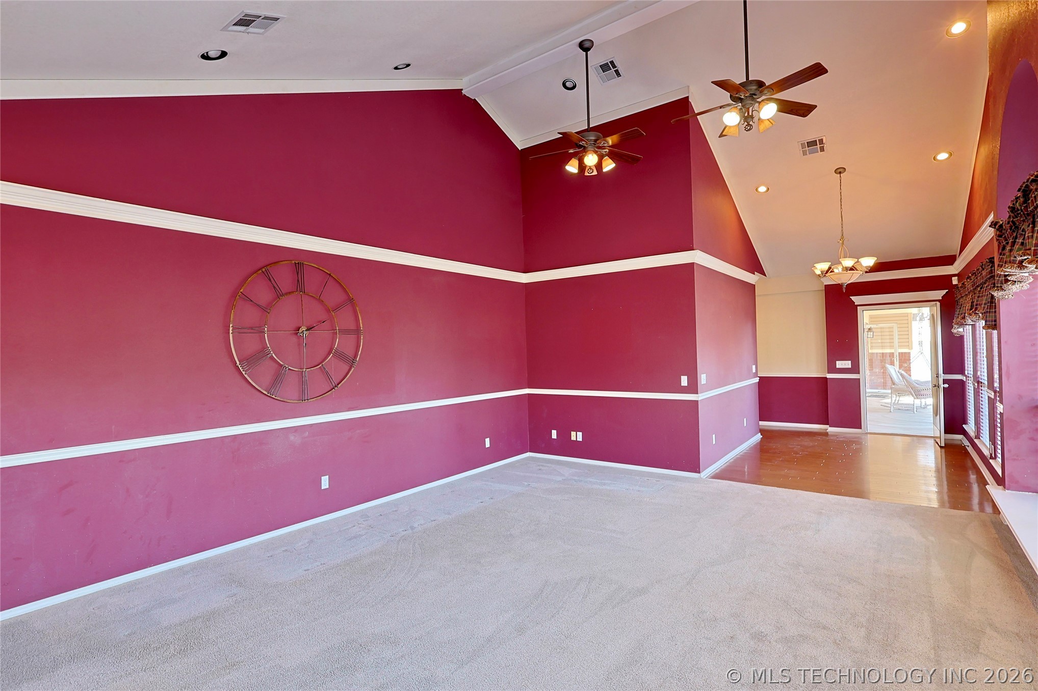 1002 W Knisley Avenue Property Photo 31
