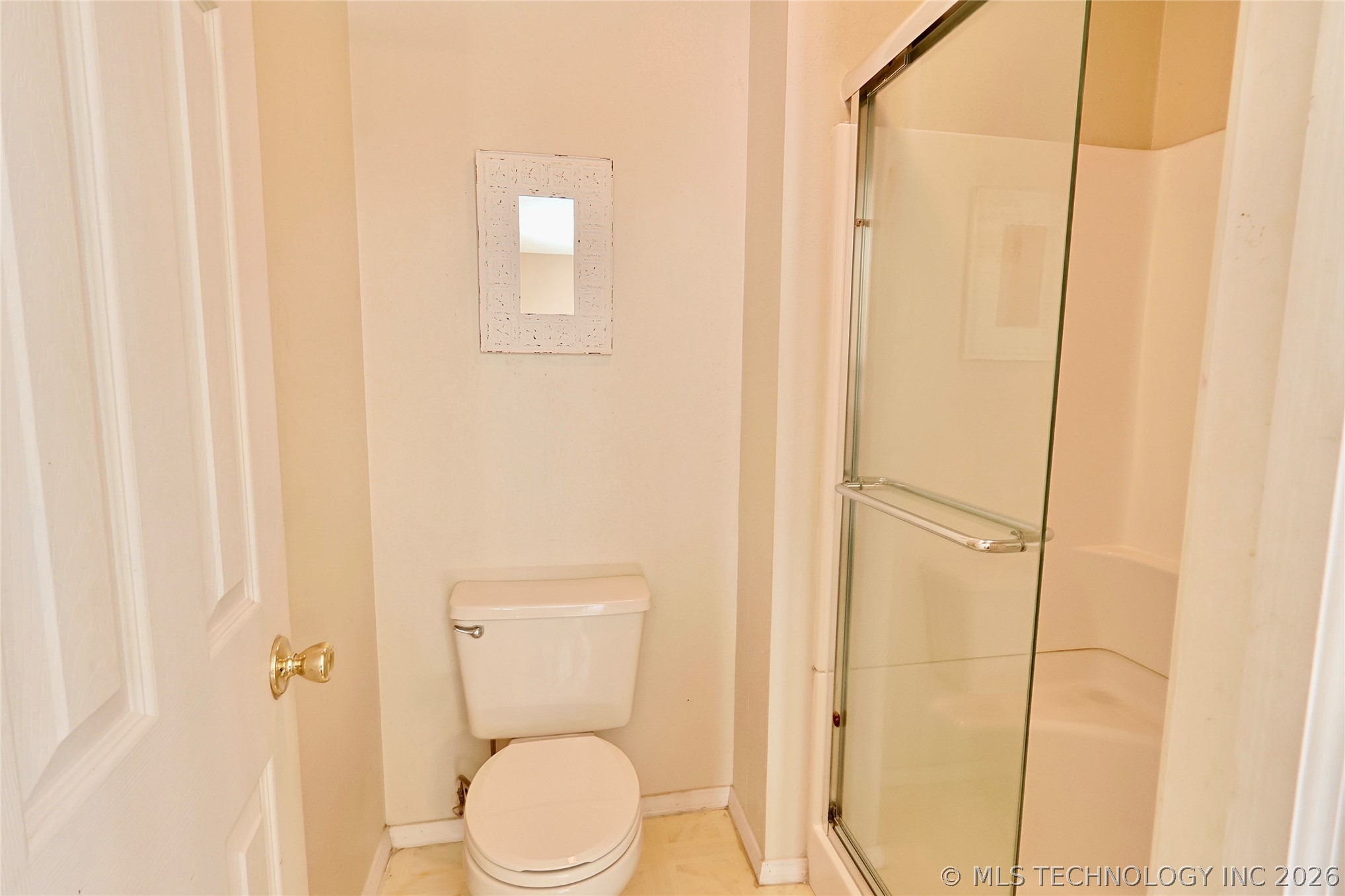 1002 W Knisley Avenue Property Photo 36