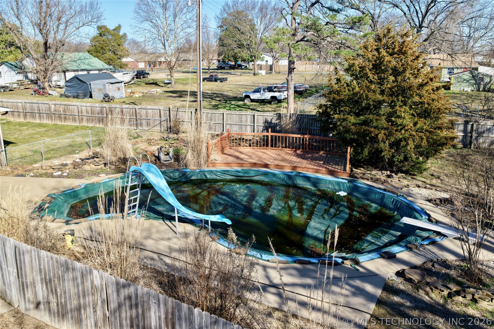 1002 W Knisley Avenue Property Photo 46