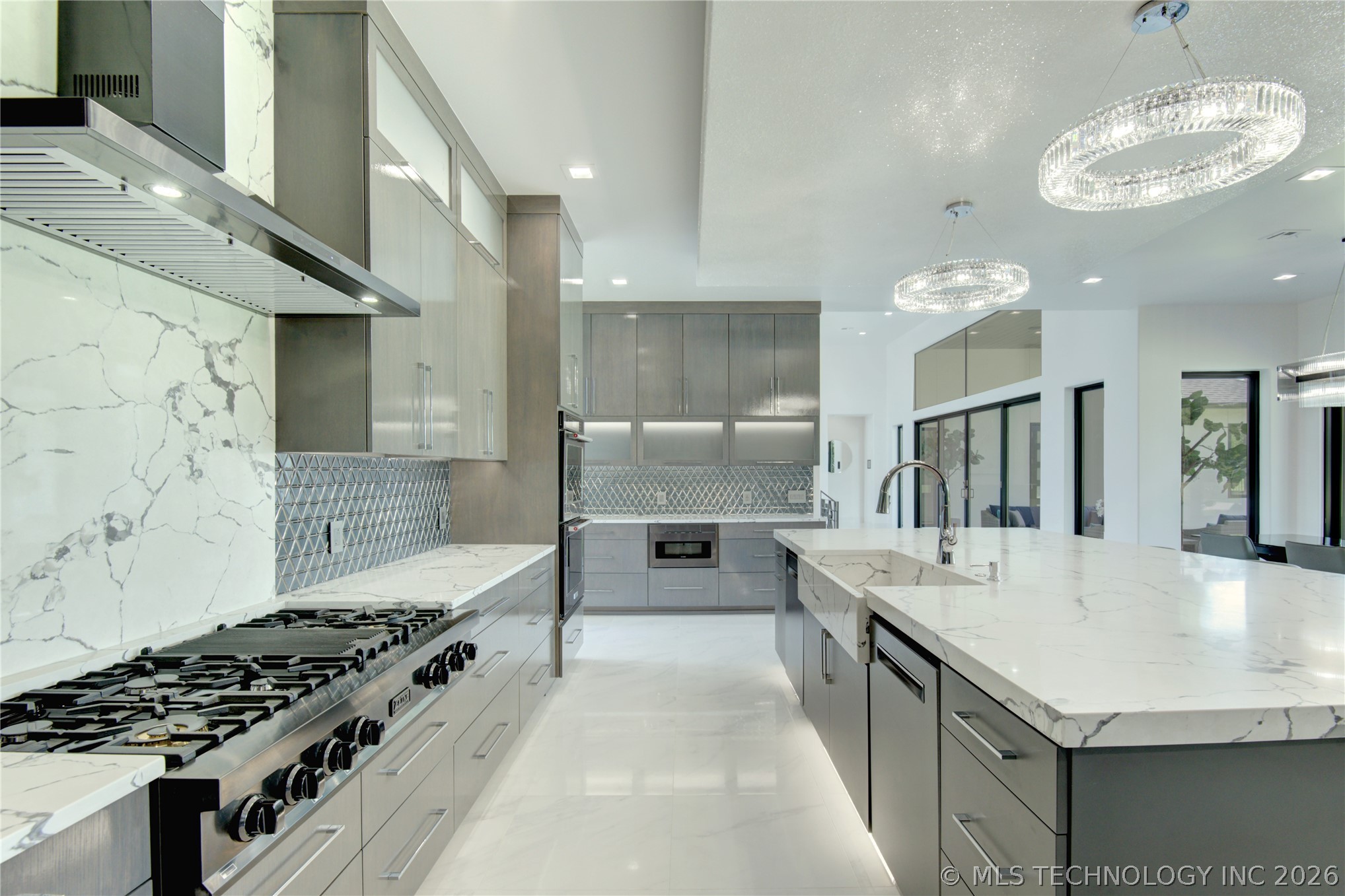 3576 W 77th Street S Property Photo 8