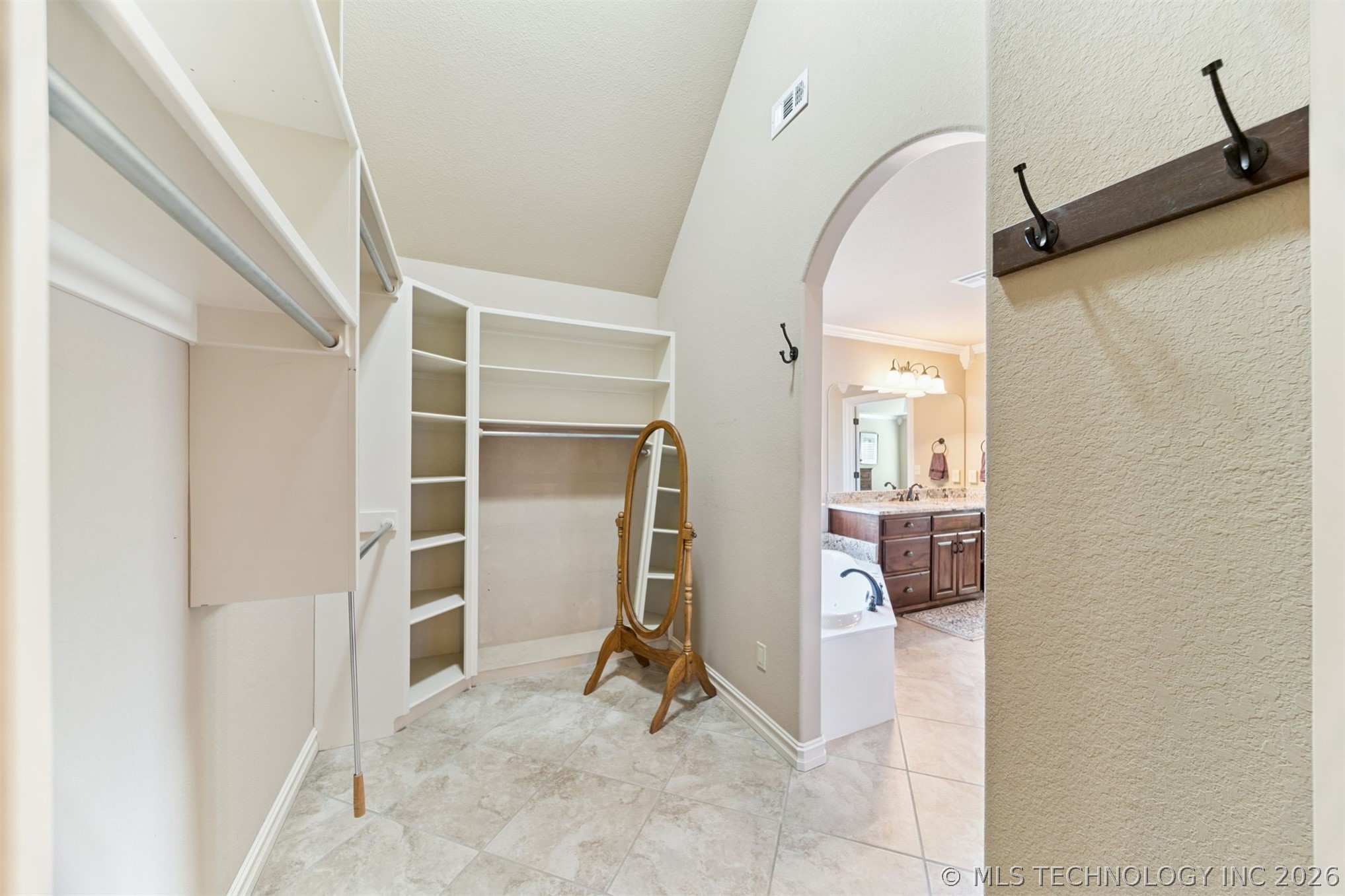 3398 E 426 Road Property Photo 29