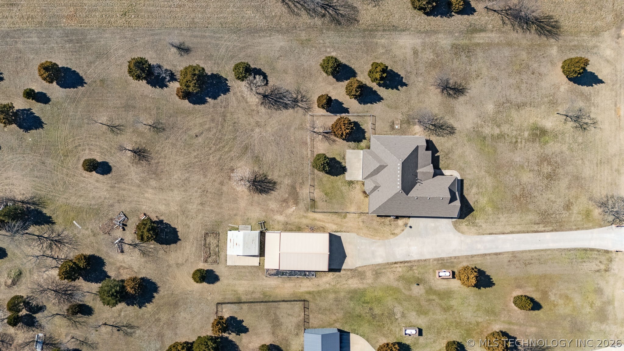 3398 E 426 Road Property Photo 45