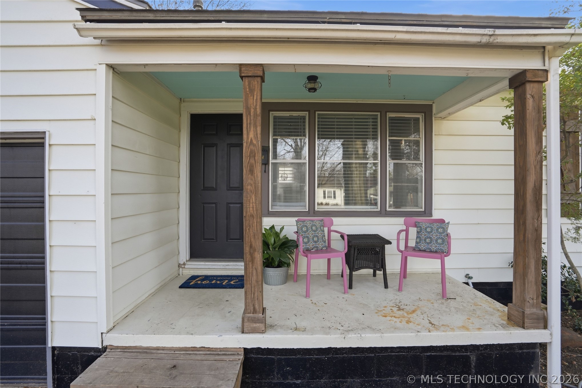4953 S Detroit Avenue Property Photo 4
