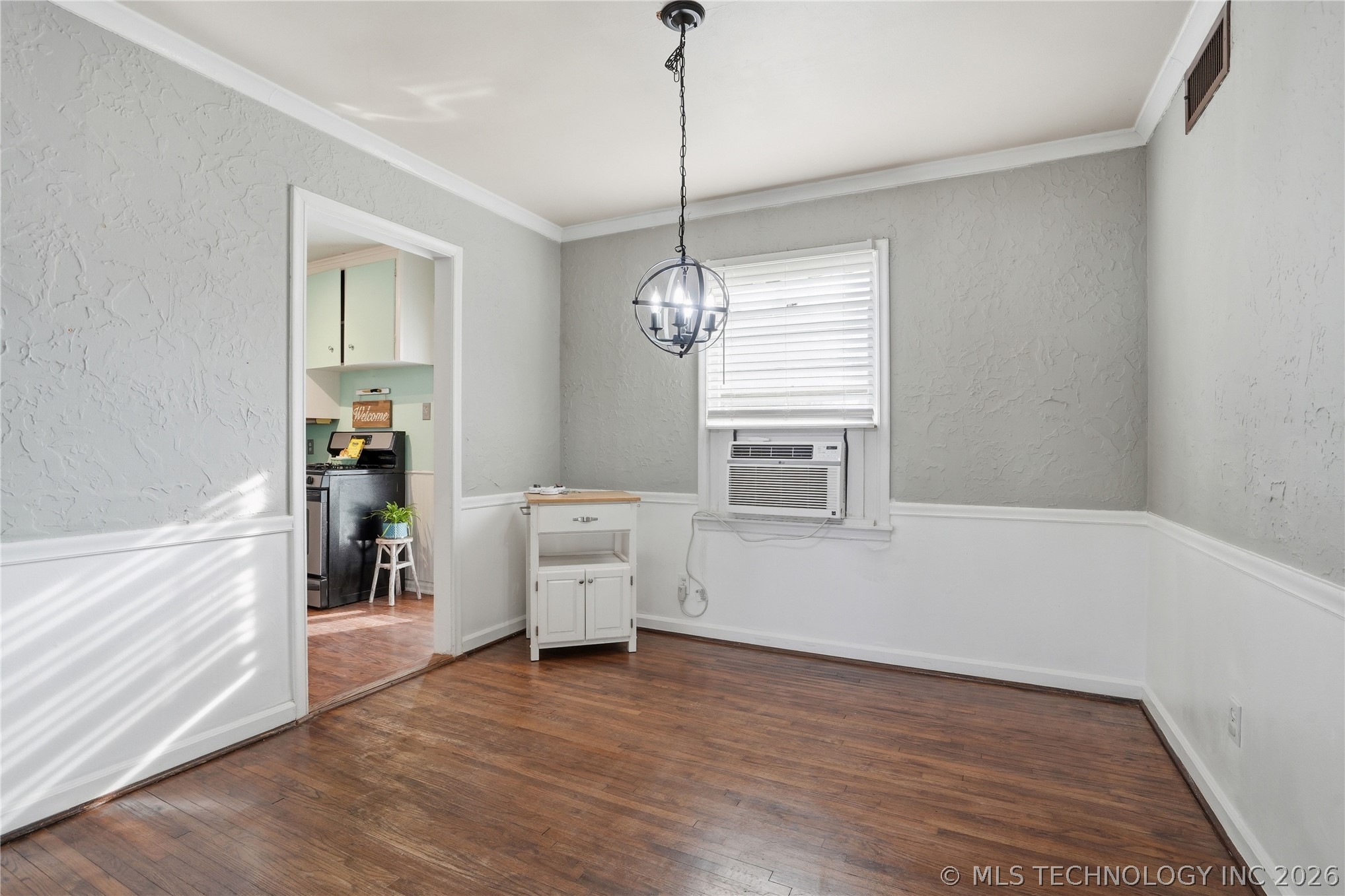 4953 S Detroit Avenue Property Photo 11