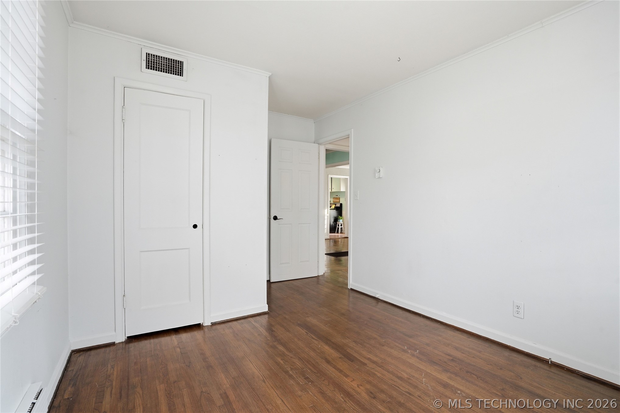 4953 S Detroit Avenue Property Photo 20