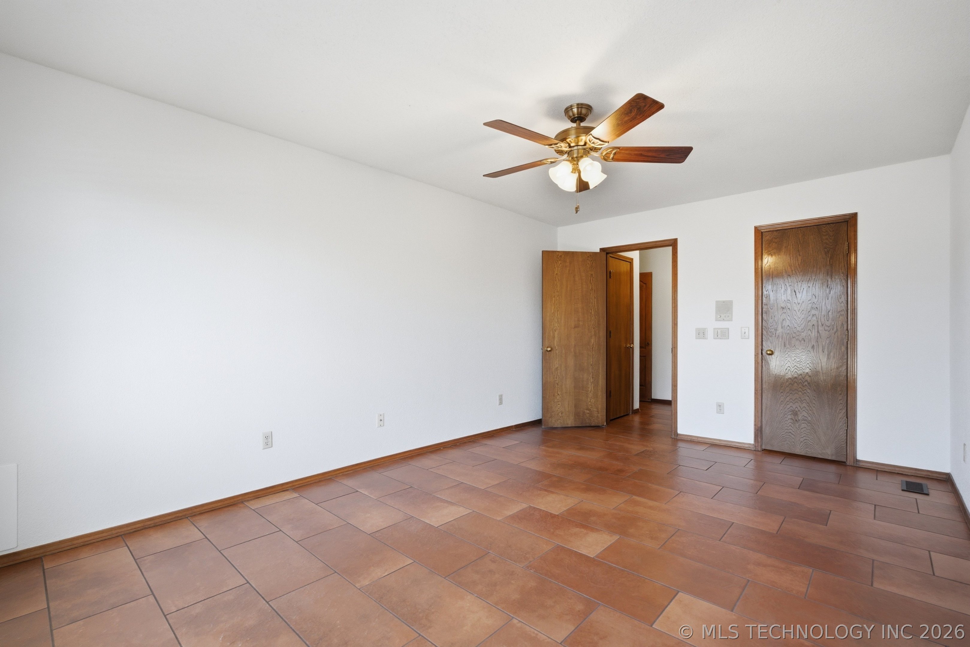 3211 S Bermuda Drive Property Photo 23