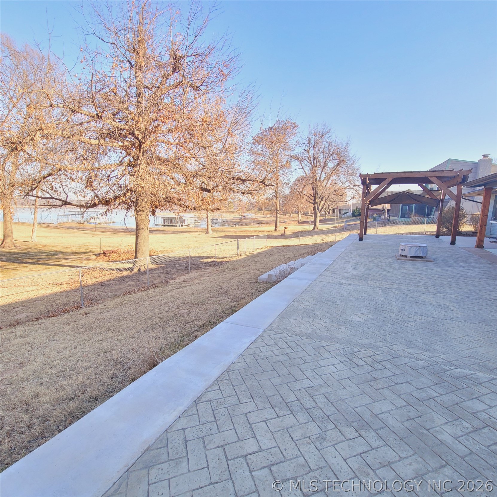 105 Lakeview Drive Property Photo 10