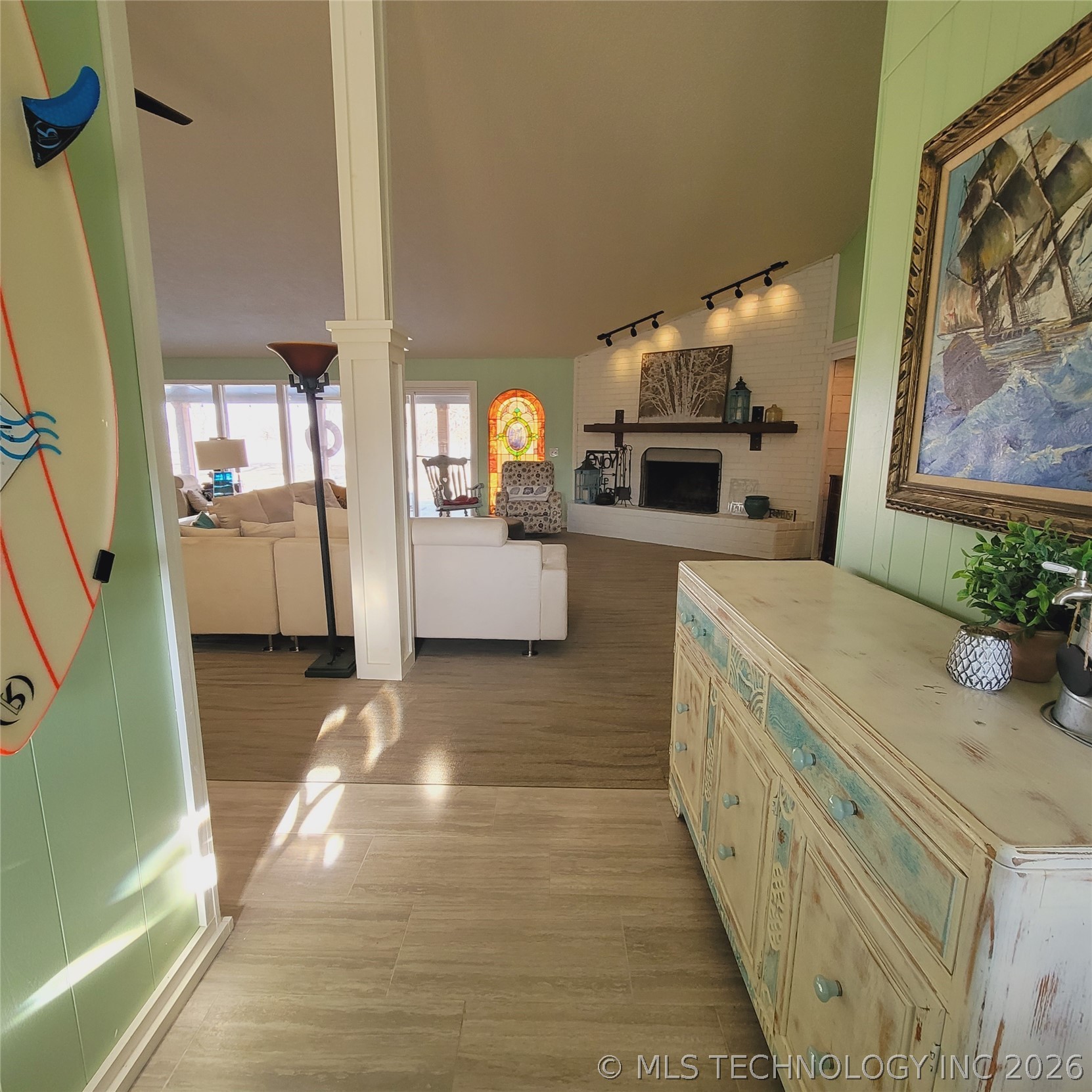 105 Lakeview Drive Property Photo 17