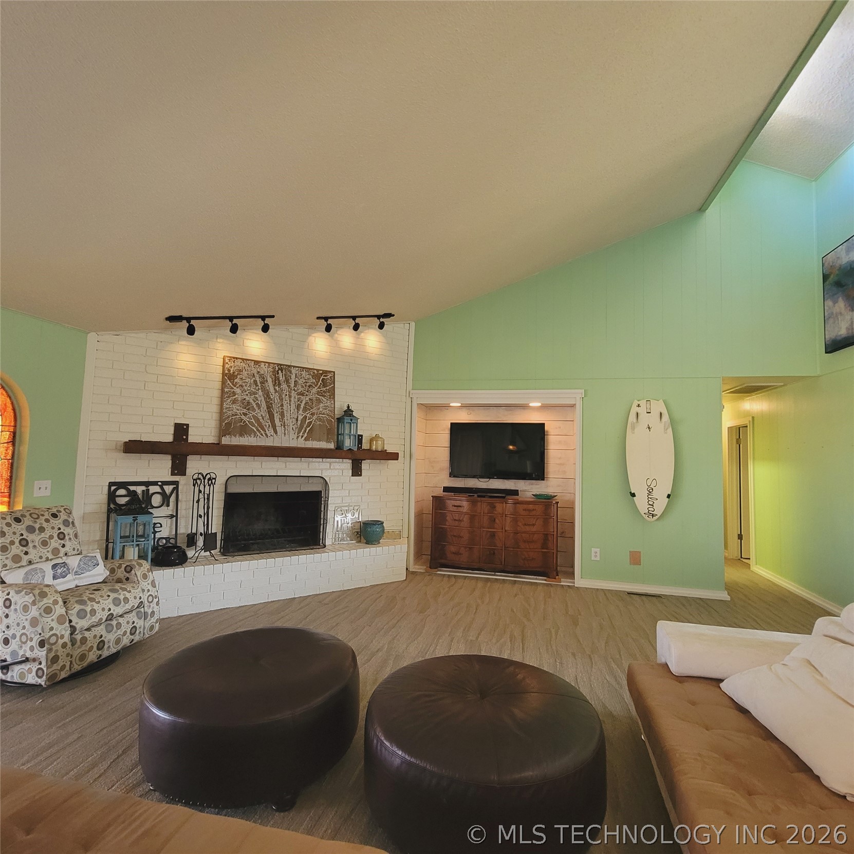 105 Lakeview Drive Property Photo 19