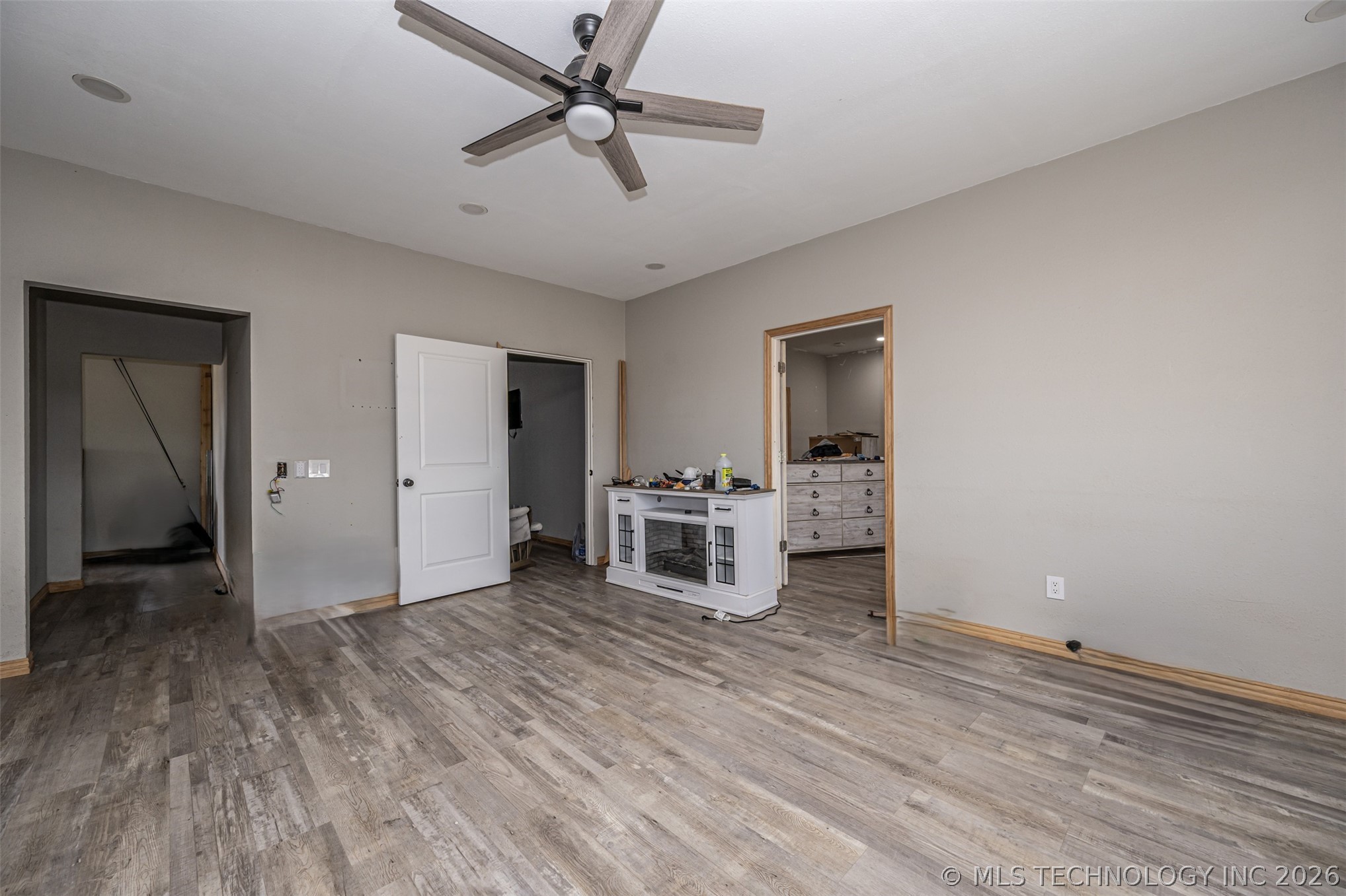 654 County Property Photo 5