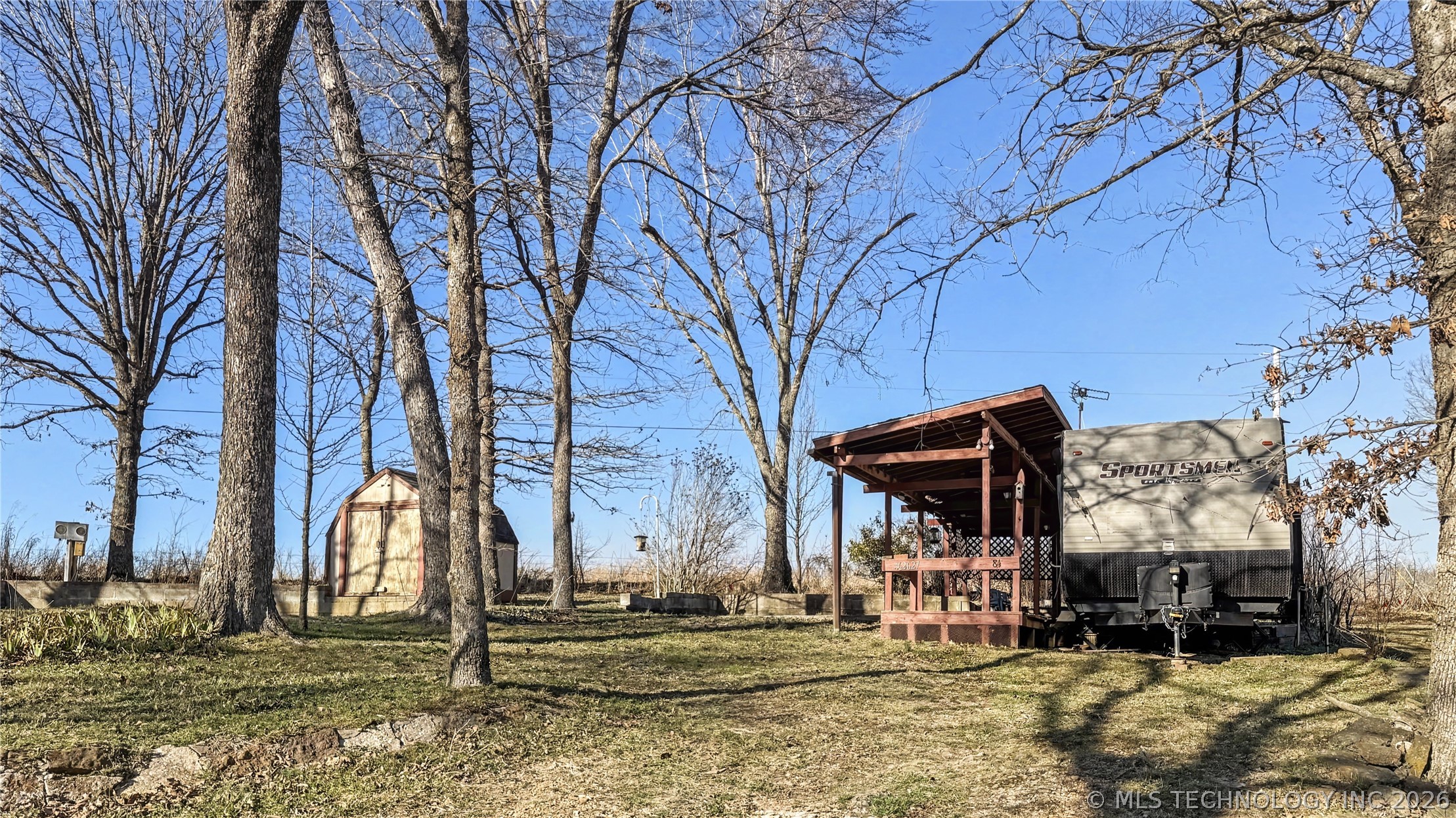 462627 Oakball Drive Property Photo 1