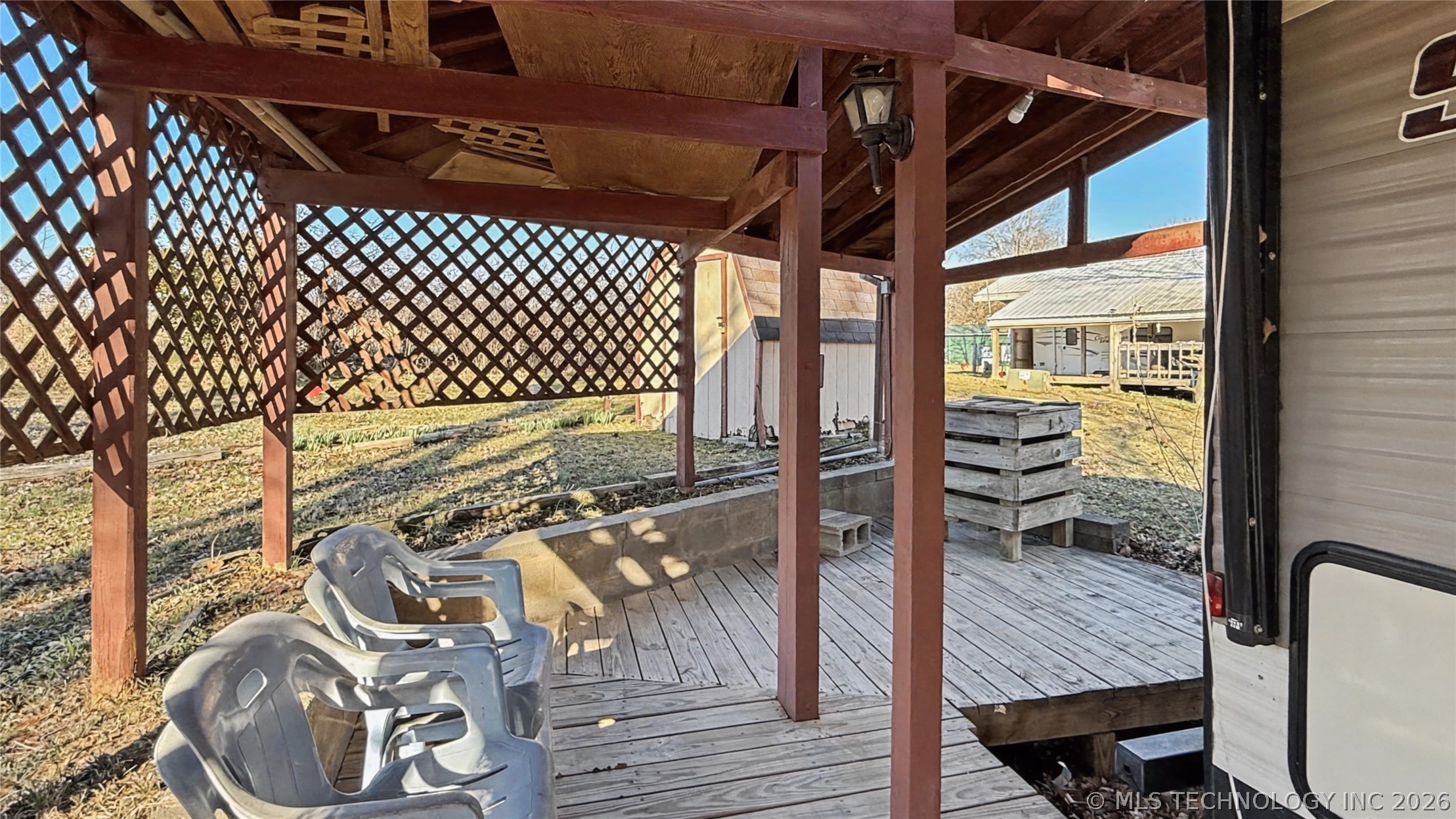 462627 Oakball Drive Property Photo 15