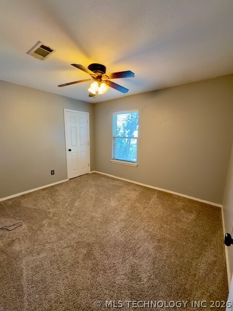 8626 S 90th East Avenue Property Photo 8