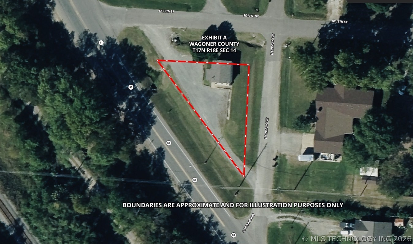 1401 S Mcquarrie Avenue Property Photo 4