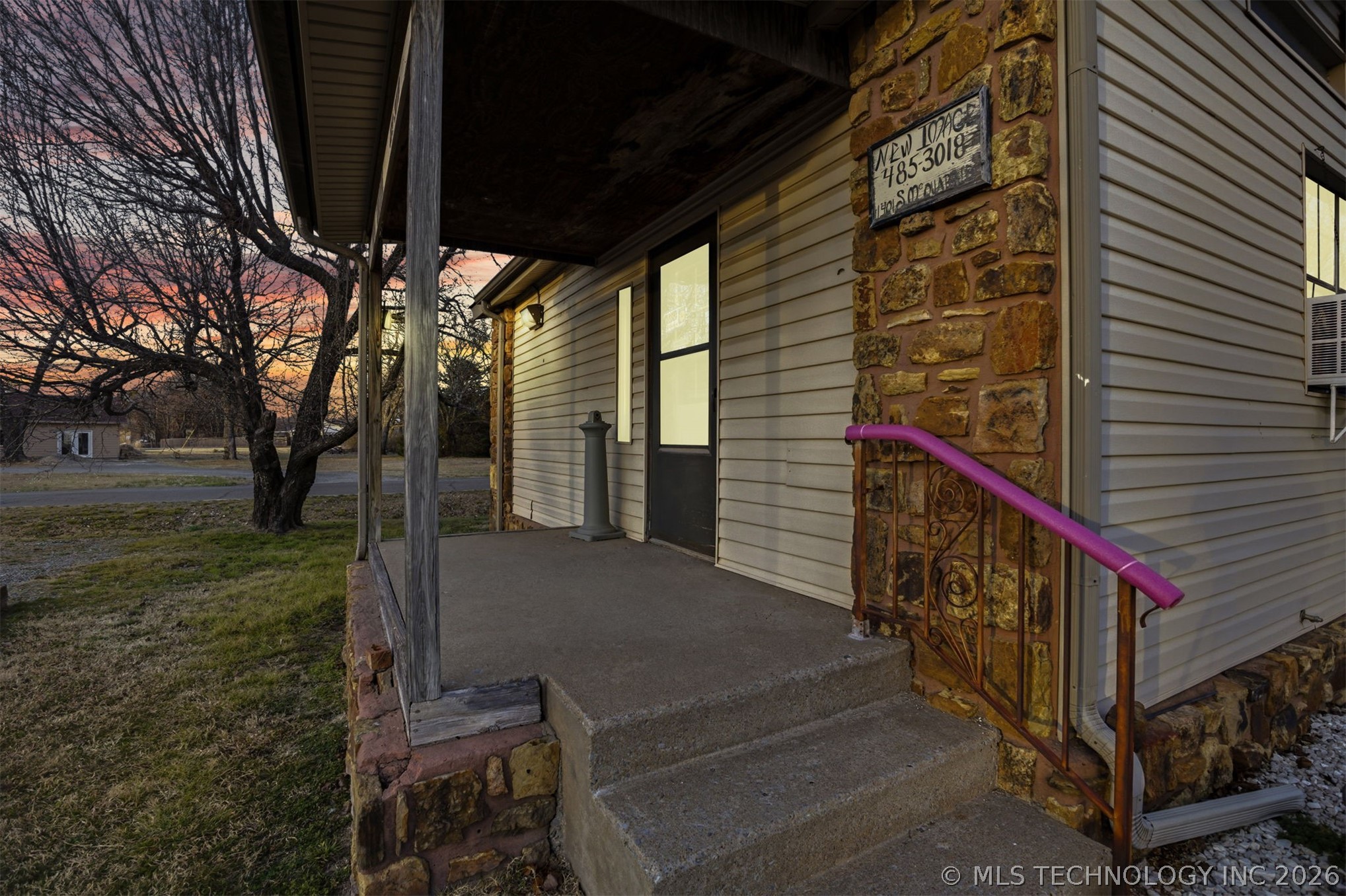 1401 S Mcquarrie Avenue Property Photo 26