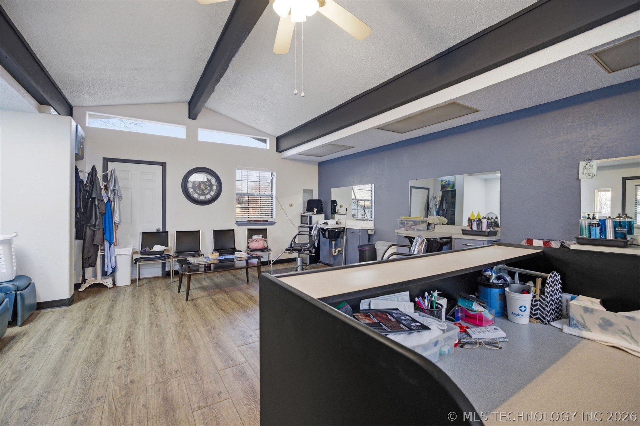 1401 S Mcquarrie Avenue Property Photo 40