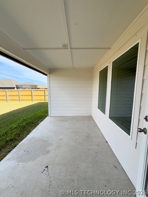 7203 E 155th Place S Property Photo 18