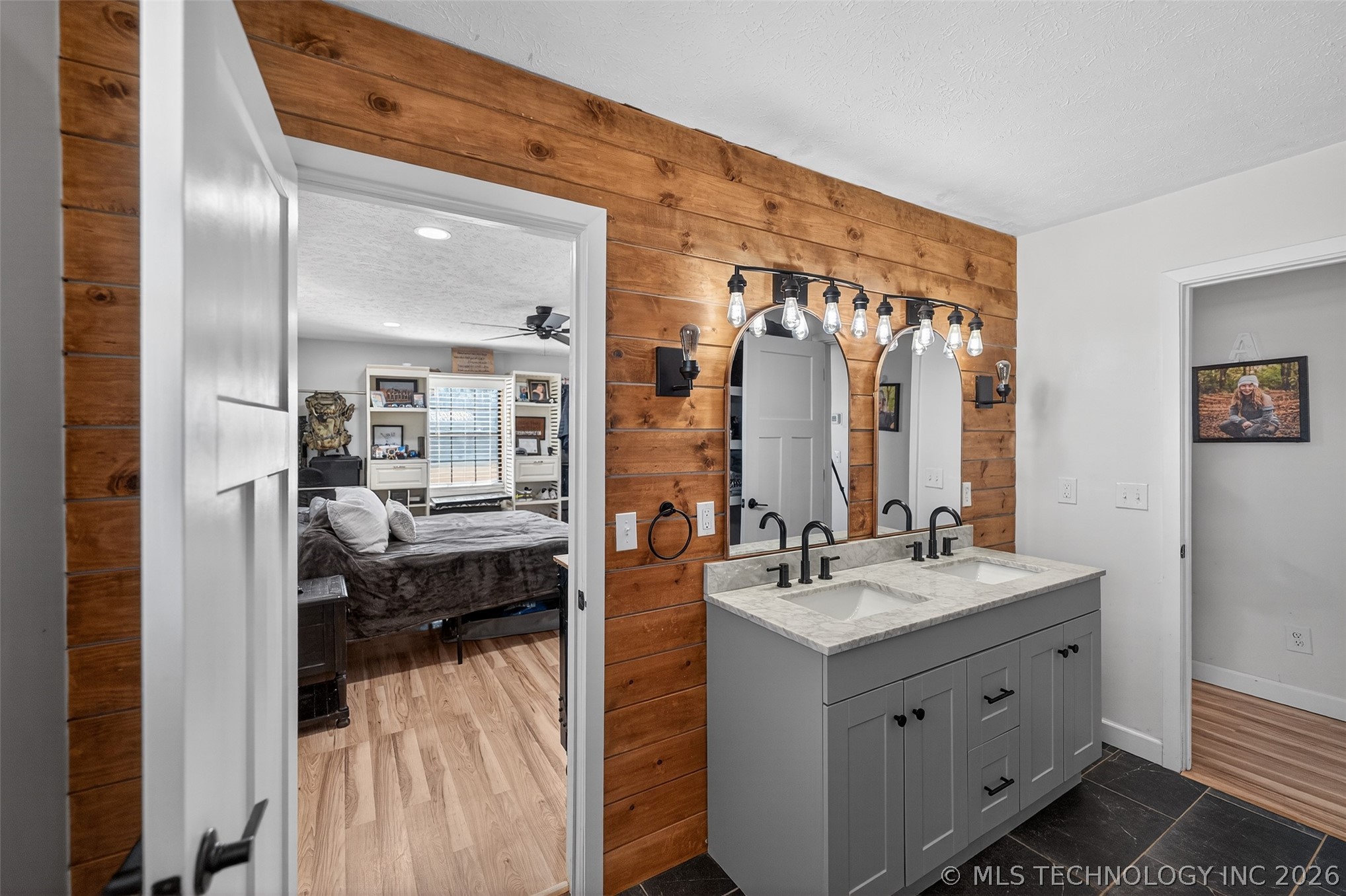 406 N William Penn Street Property Photo 21