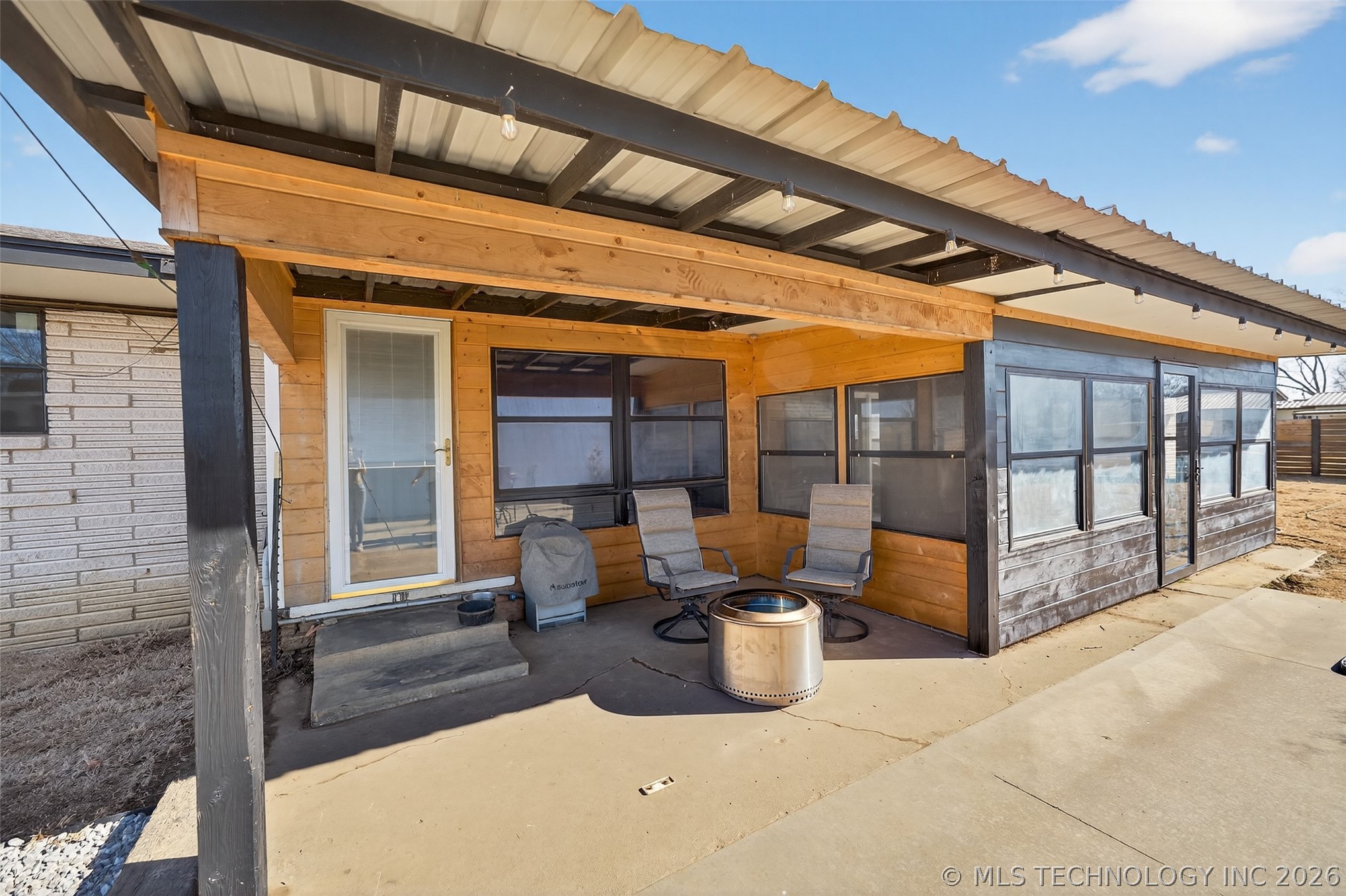 406 N William Penn Street Property Photo 39