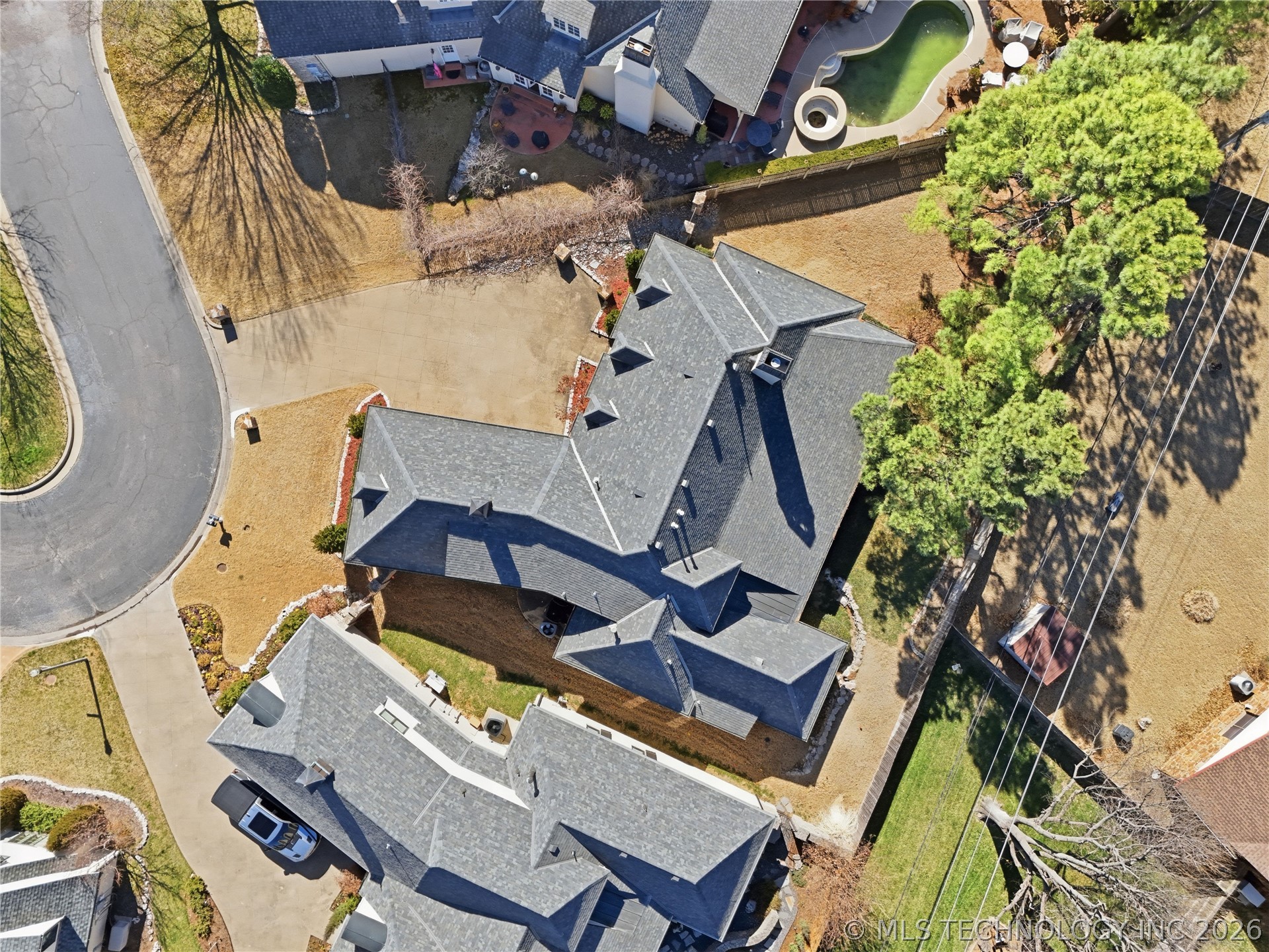 7936 S 90th East Avenue Property Photo 6