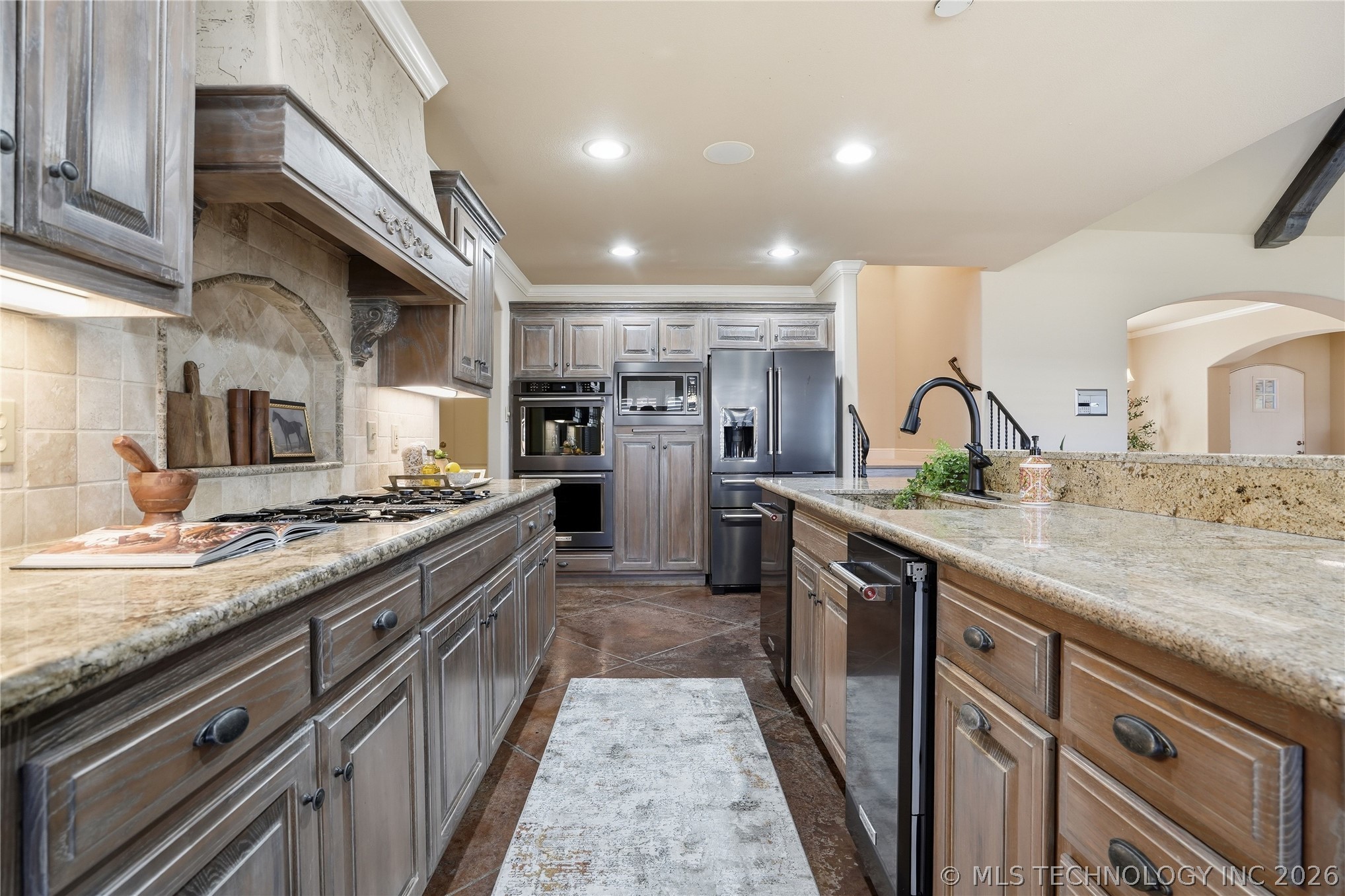 7936 S 90th East Avenue Property Photo 27