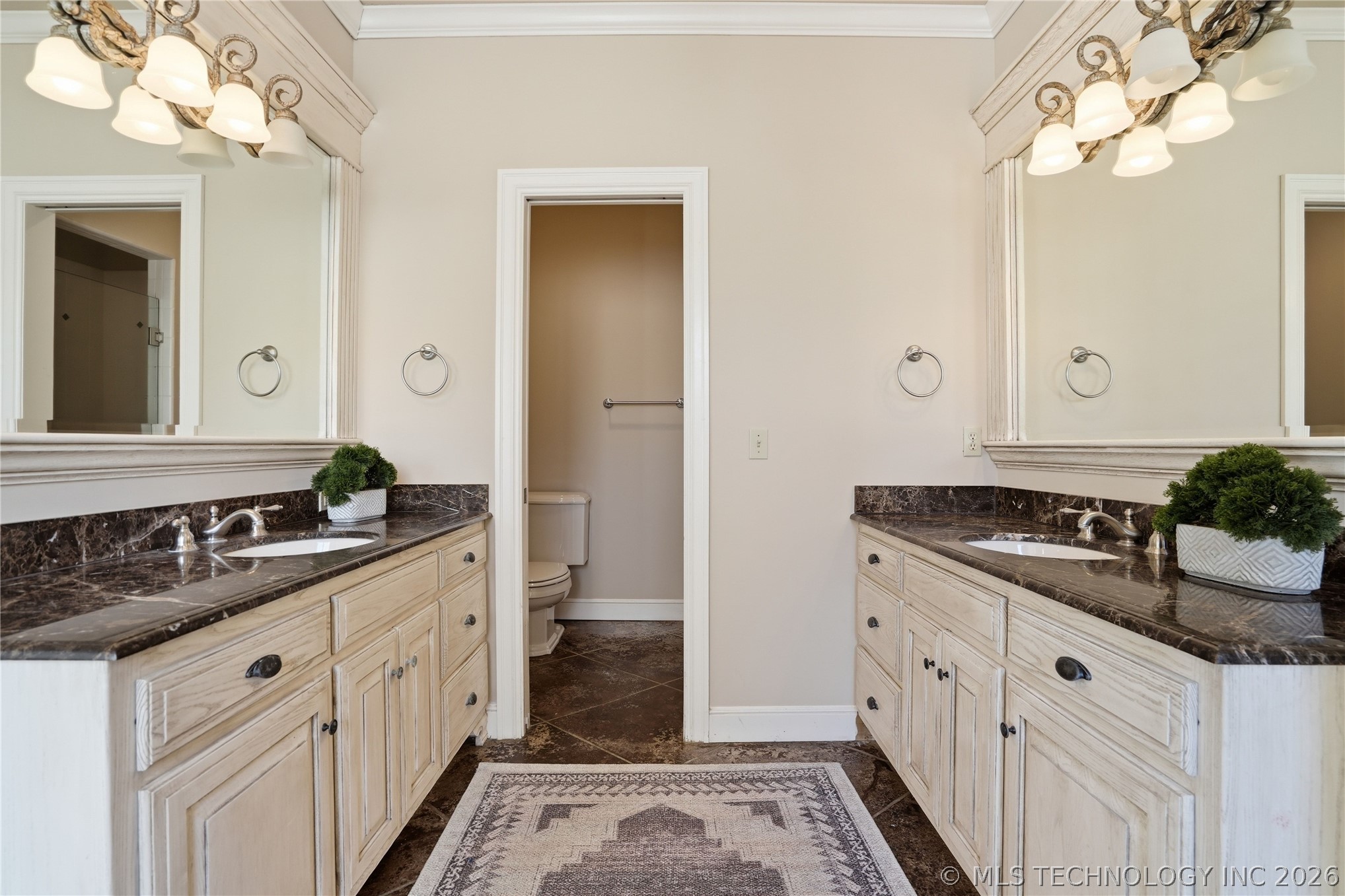 7936 S 90th East Avenue Property Photo 39