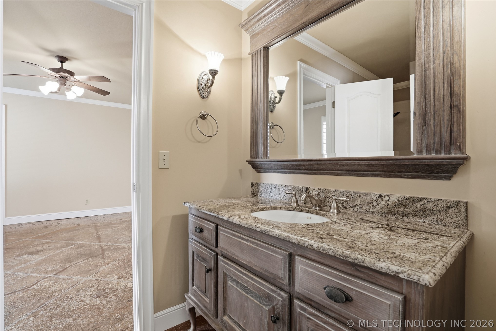 7936 S 90th East Avenue Property Photo 46