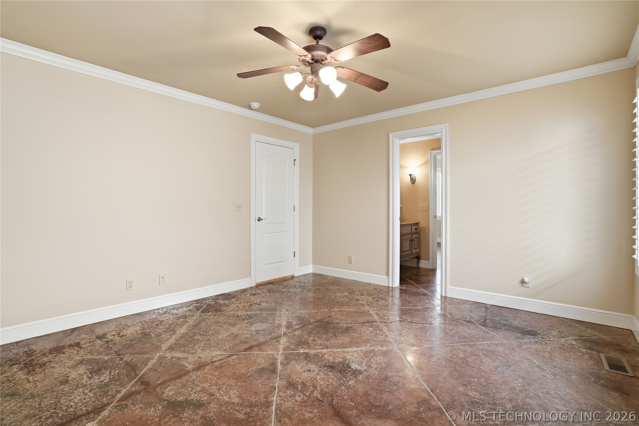 7936 S 90th East Avenue Property Photo 50