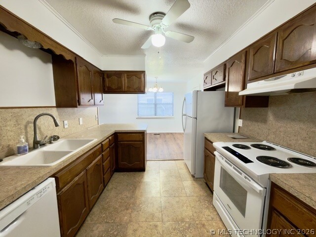 1907 E 66th Place Property Photo 2