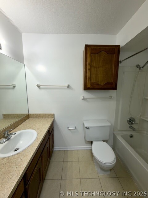 1907 E 66th Place Property Photo 7
