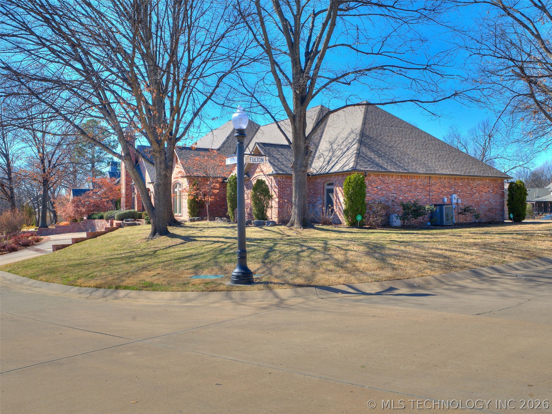 5417 E 80th Street Property Photo 14