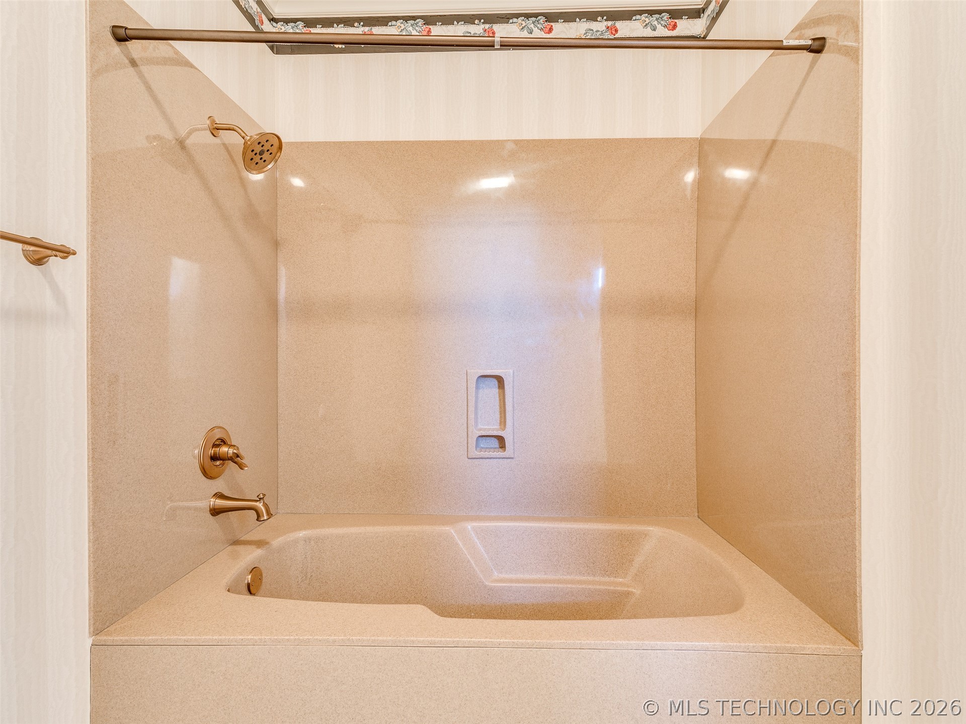 5417 E 80th Street Property Photo 49