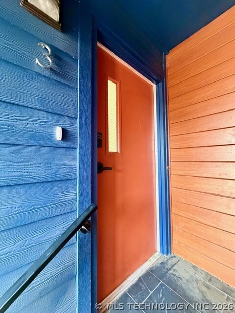 2606865 Property Photo 3