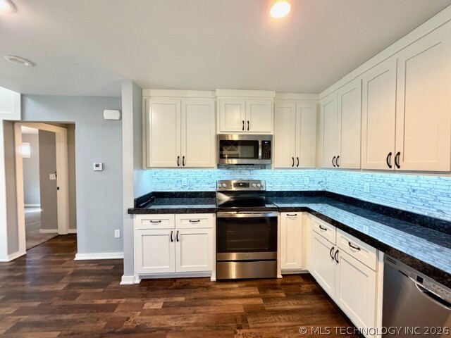 2606865 Property Photo 5