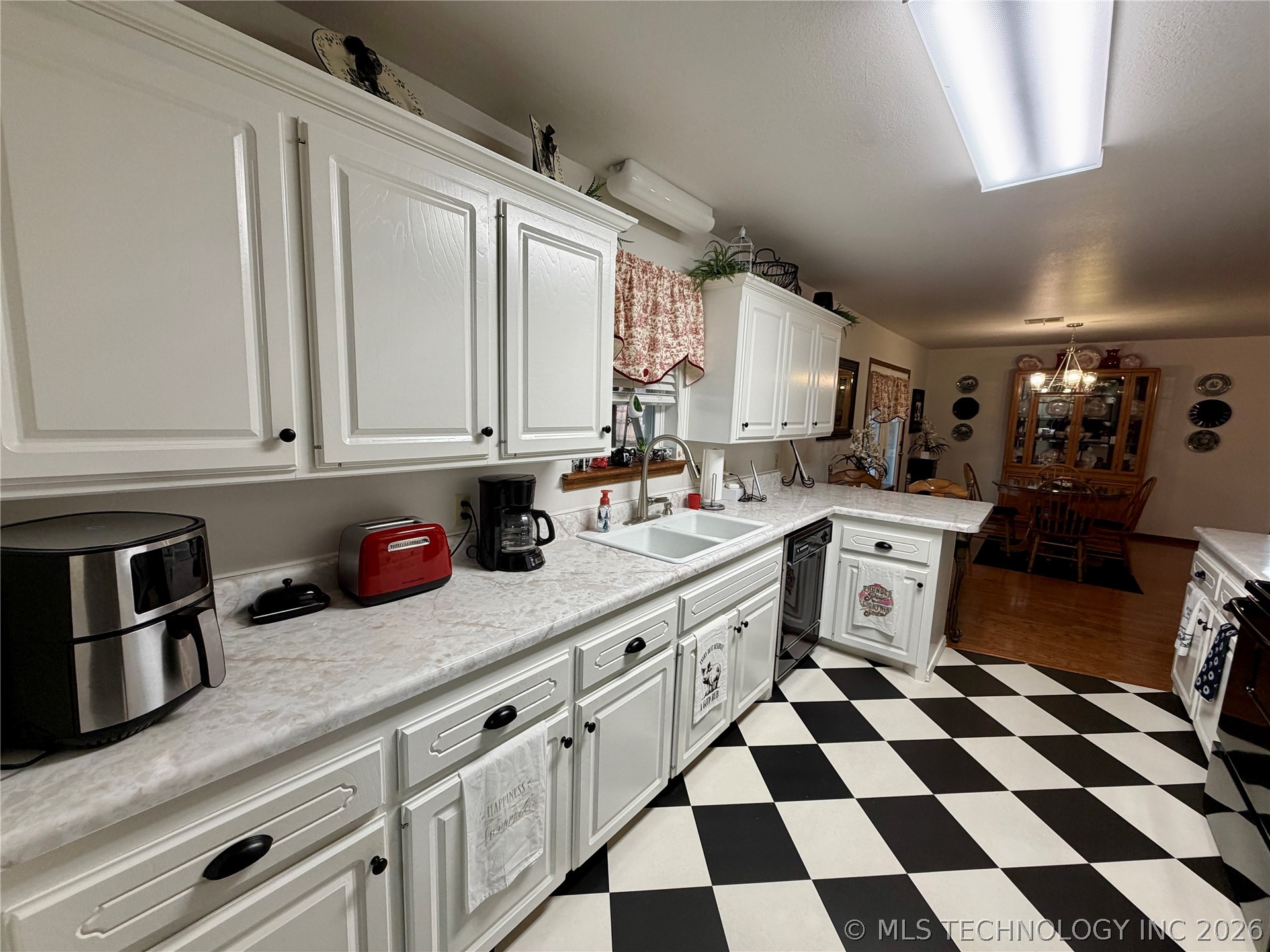 1620 Turner Street Property Photo 13