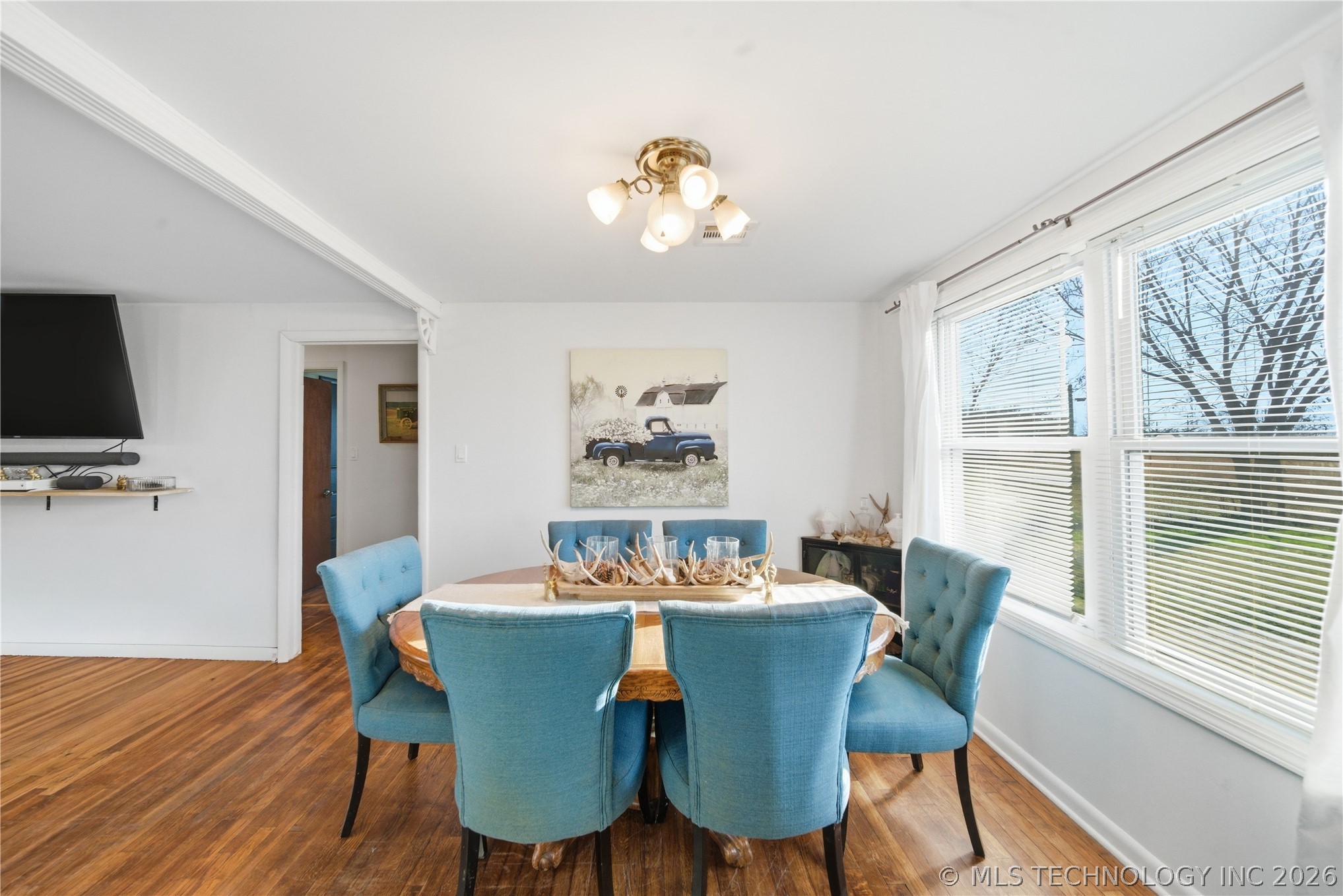 307 S Gray Pl Place Property Photo 11