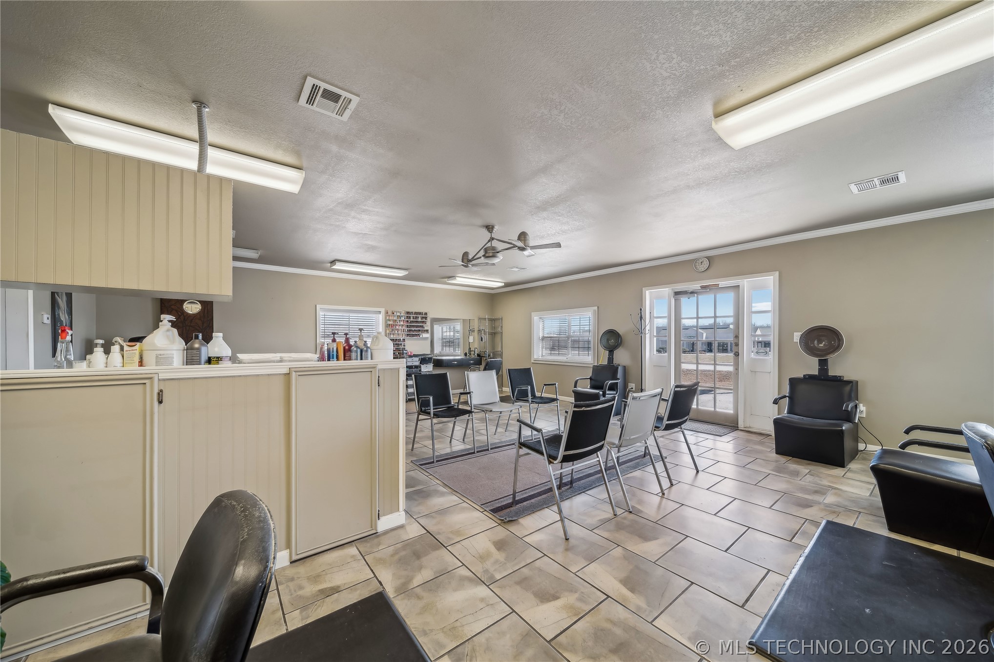 1831 N Highway 66 Route Property Photo 16